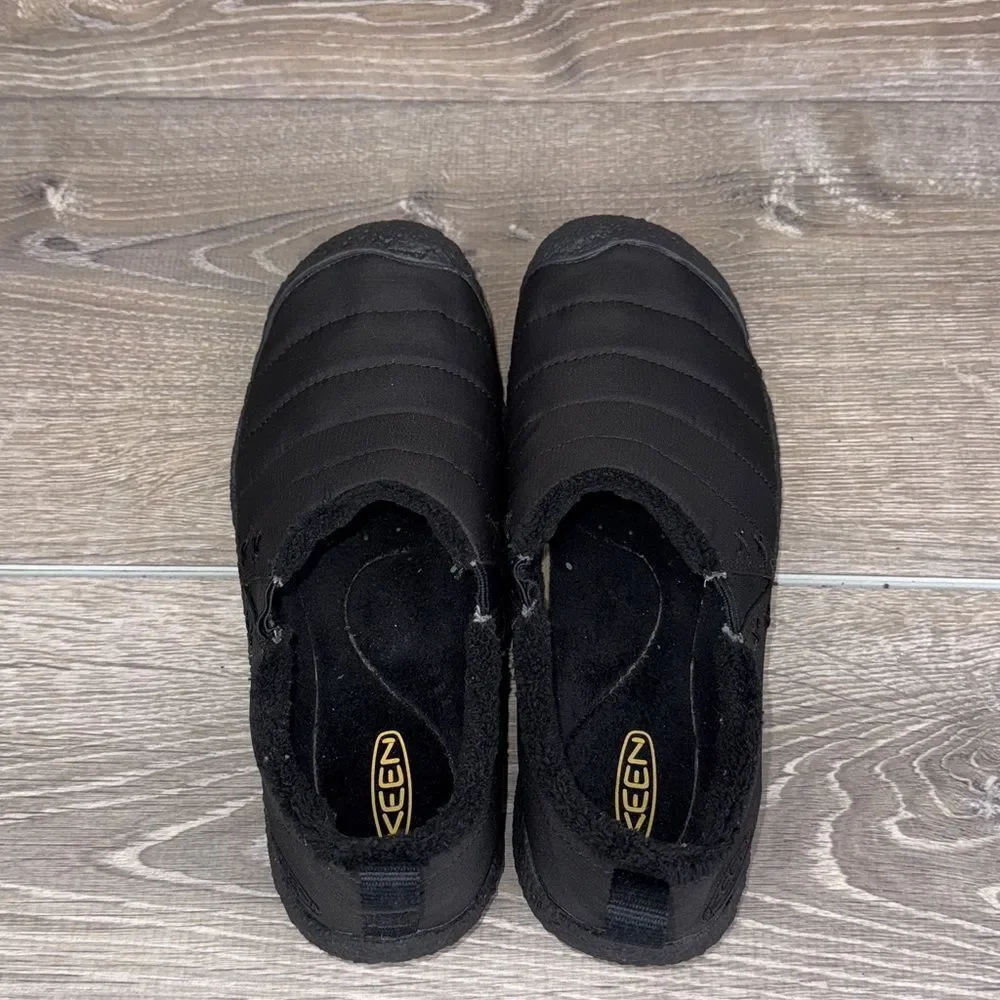 Keen Howser II Women’s Sz 7.5 Black Quilted Faux Fur Lined Warm Slip On Boots